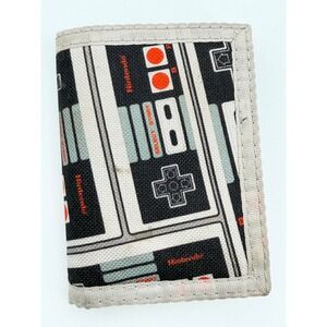 Nintendo NES Controller Canvas Trifold‎ Wallet Retro Gaming Gray Black Red